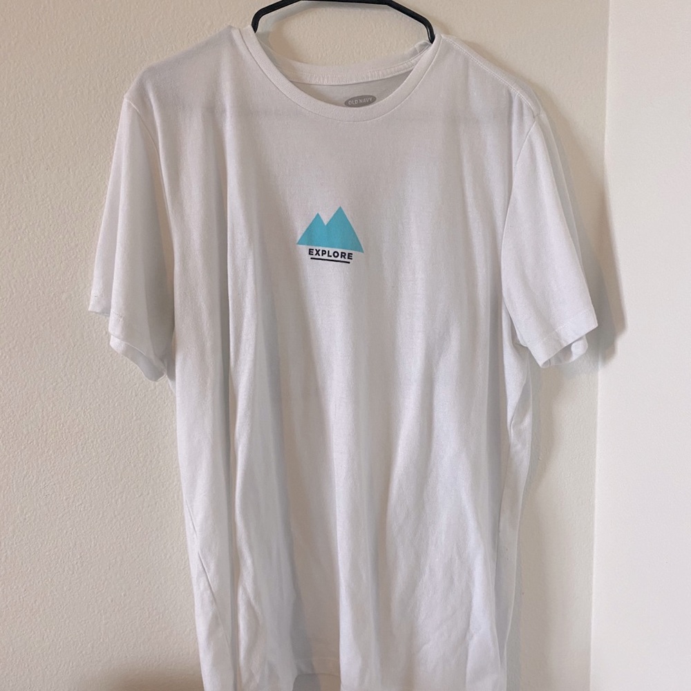 Old Navy- Graphic T-Shirt